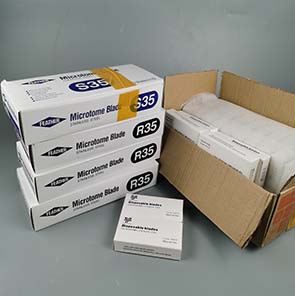 30 cajas R35 +10 cajas S35 + 40 cajas Yushuoda Blade de microtomo de bajo perfil exportado a los Estados Unidos.