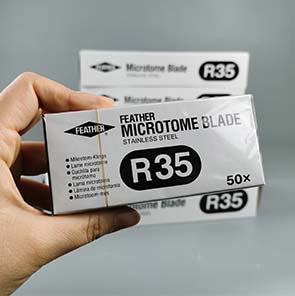 50 cajas de plumas Microtome Blade R35 exportado a nigeria