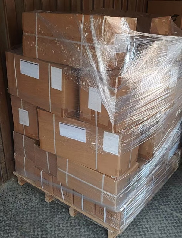 500 Boxes of Microtome Blades Successfully Shipped to Australian Client